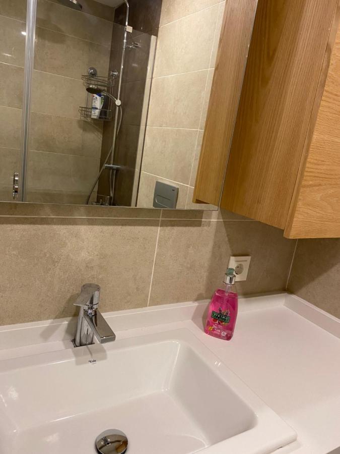 Ultra Lux Daire Apartment Истанбул Екстериор снимка